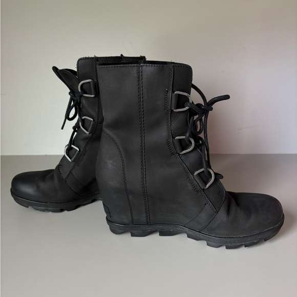 Sorel Black Lace-Up Boots Joan Of Arctic Wedge Size 9.5 - Picture 8 of 12